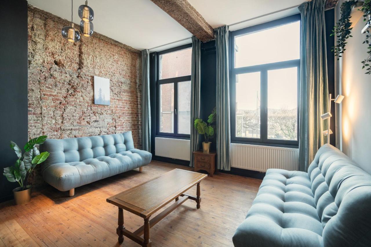Charming Two-Bedroom River Side Apartment Amberes Exterior foto