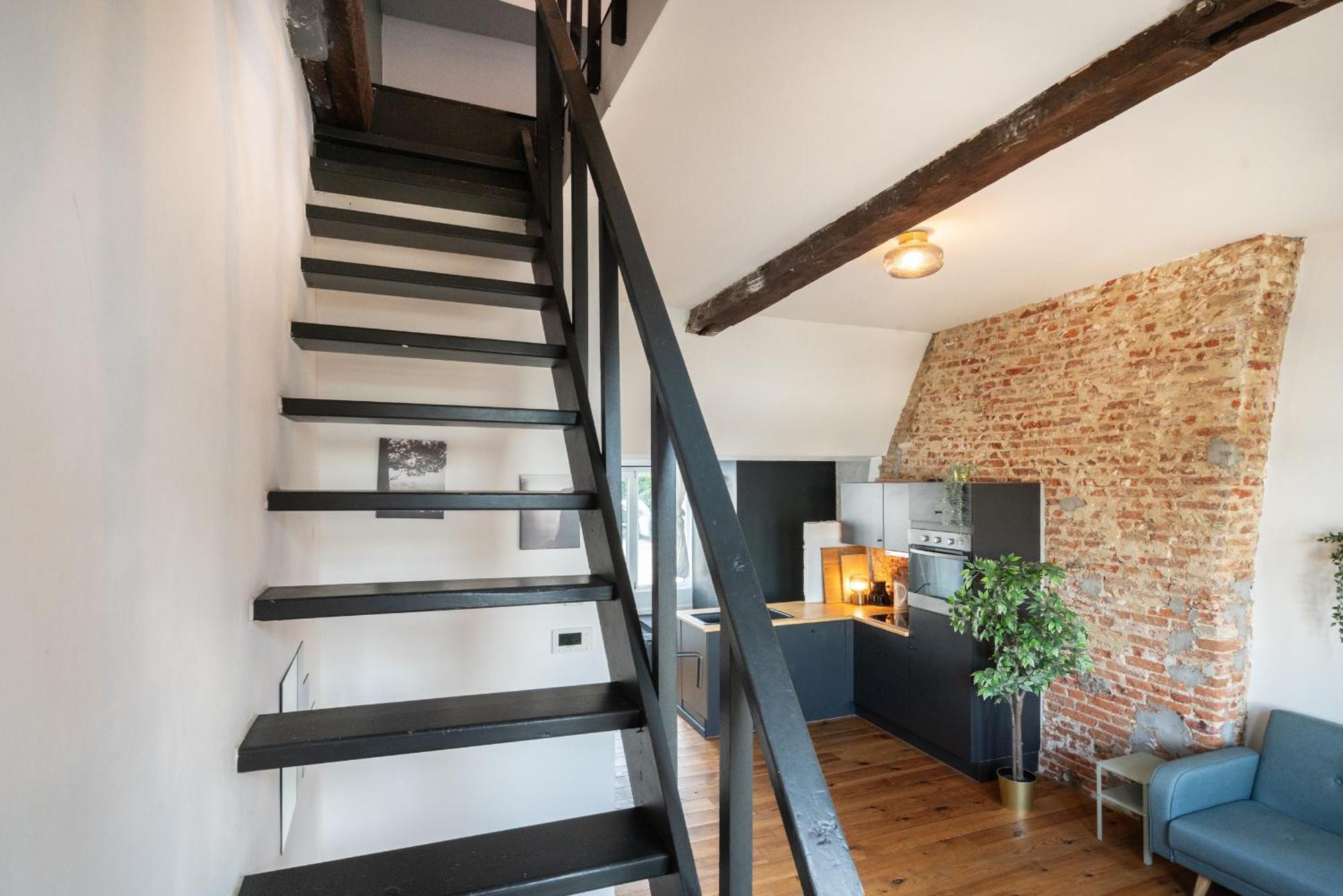 Charming Two-Bedroom River Side Apartment Amberes Exterior foto