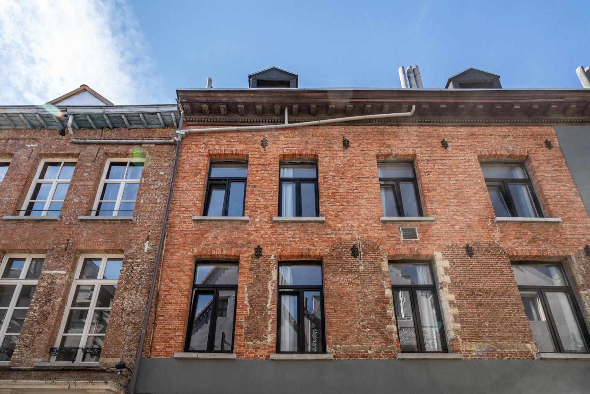 Charming Two-Bedroom River Side Apartment Amberes Exterior foto