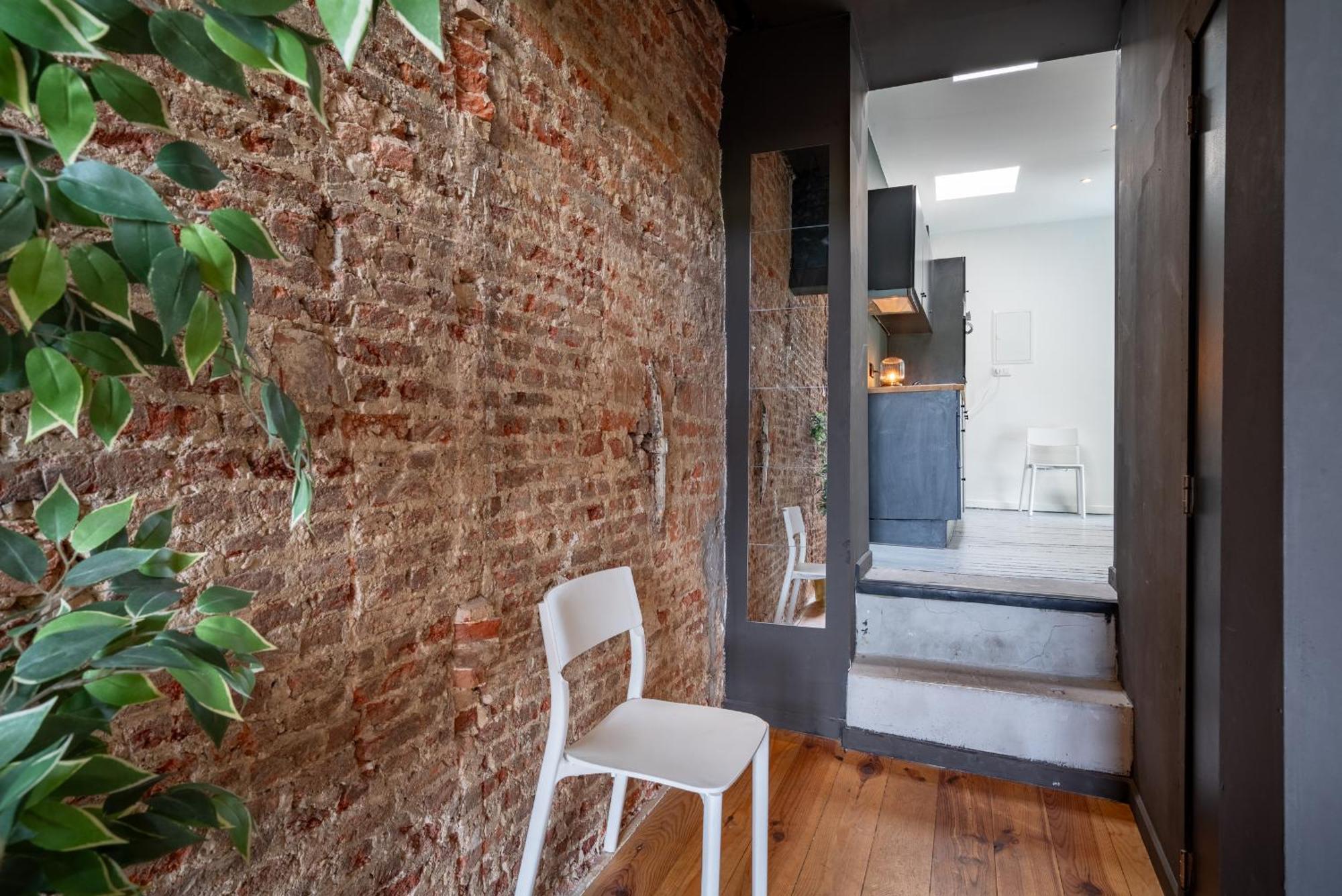 Charming Two-Bedroom River Side Apartment Amberes Exterior foto