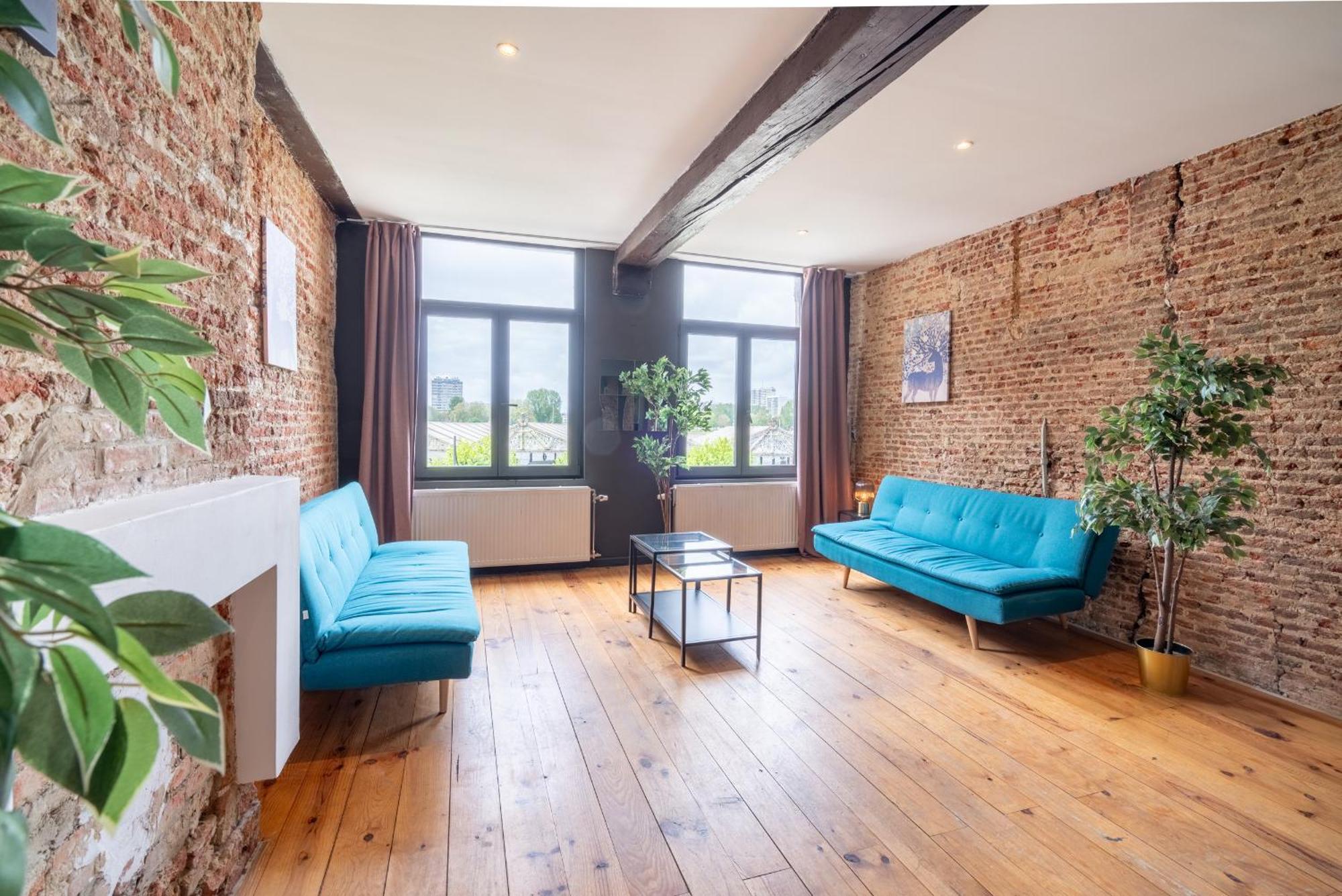 Charming Two-Bedroom River Side Apartment Amberes Exterior foto